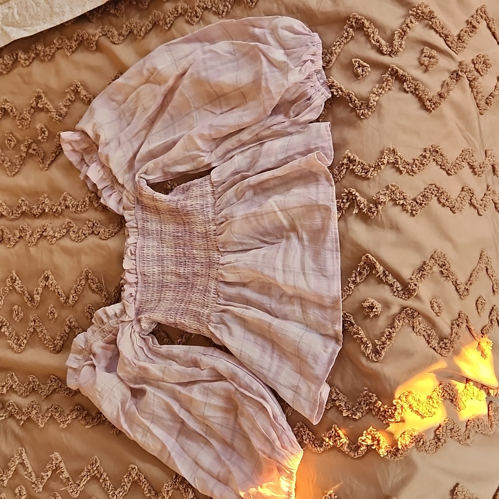 Off the shoulders purple shirt